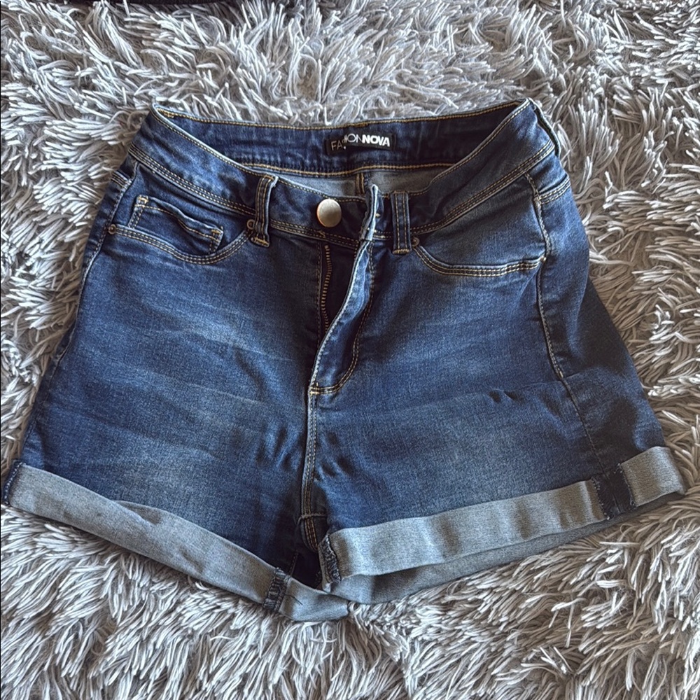 Fashion Nova Women's Blue Denim Shorts